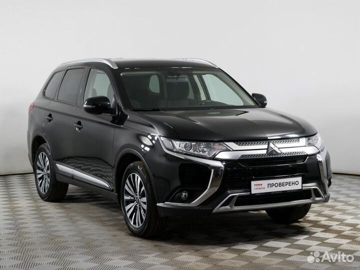 Mitsubishi Outlander 2.0 CVT, 2021, 32 539 км