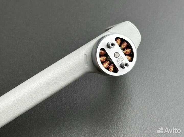 Луч передний правый DJI Mini 4 pro