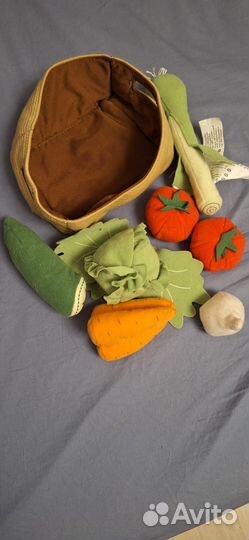 Игрушка корзина с овощами