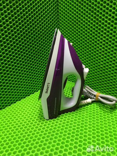 Утюг lume lu-1128
