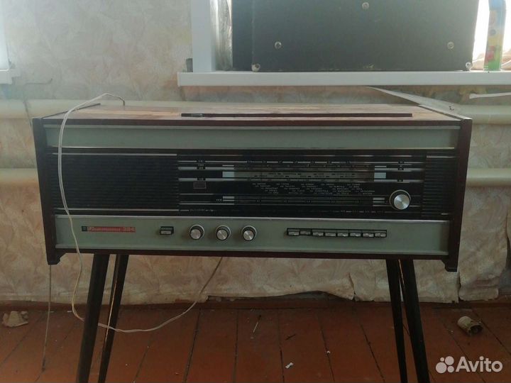 Радиола кантата 204