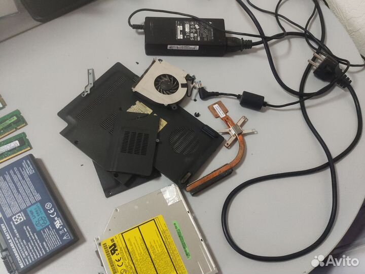 Ноутбук acer на запчасти
