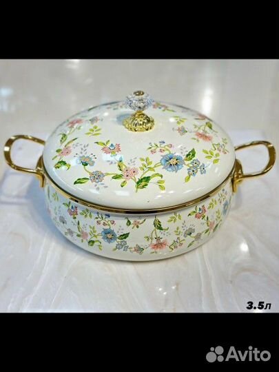 Набор эмалированных кастрюль