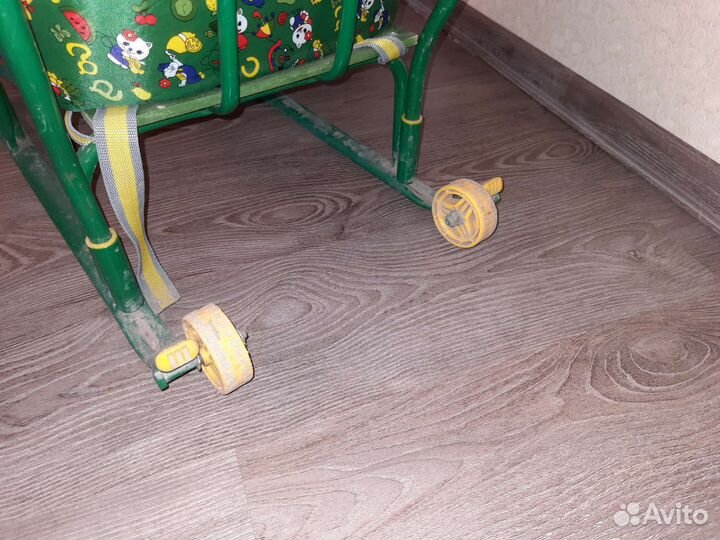 Детские санки с колесами