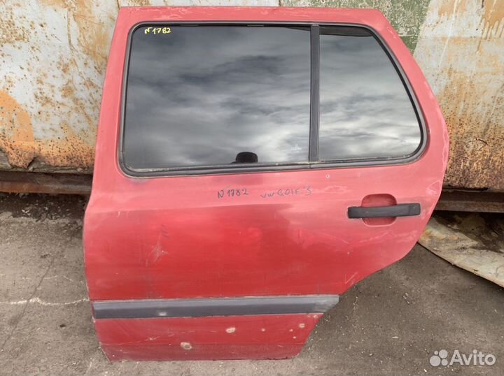 Дверь задняя левая vw Golf 3