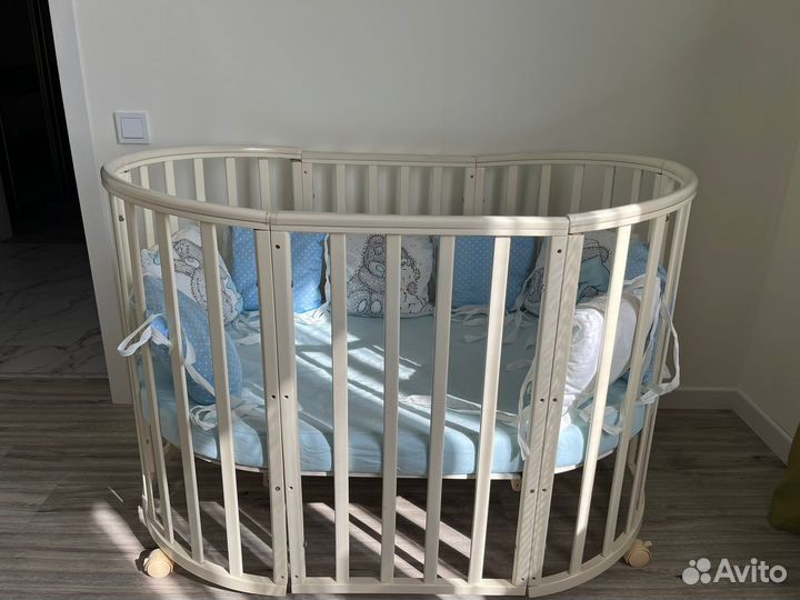 Детская кроватка круглая овальная