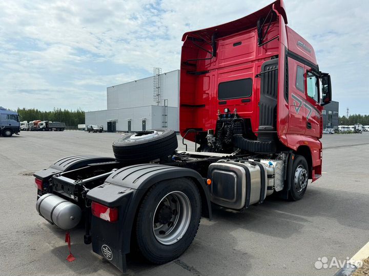 FAW J7 CA4180P77K25E5, 2023