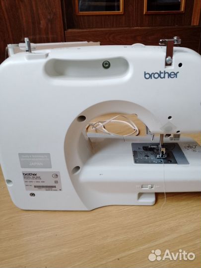 Швейная машинка brother