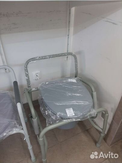Кресло туалет для инвалидов