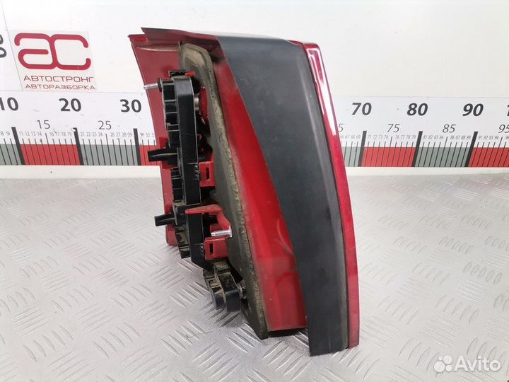 Фонарь задний для Volkswagen Golf 4 1J9945096Q