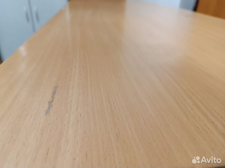 Стол - ресепшен Б.У