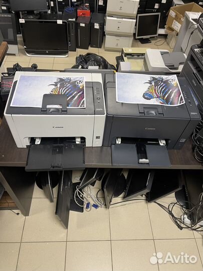 Лазерный принтер Canon i-sensys LBP7010C.заправлен