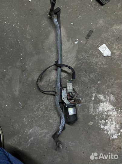 Трапеция дворников с моторчиком Peugeot 405