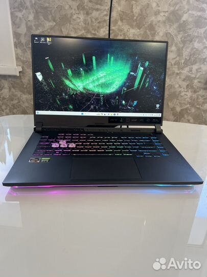 Asus ROG strix G513R