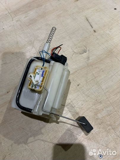 Бензонасос задний правый Mercedes-Benz C-Class