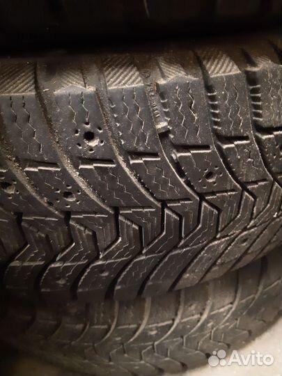Michelin X-Ice 3 215/65 R16 106