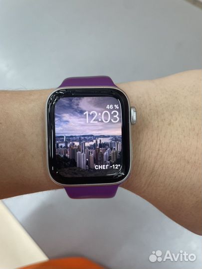 Часы apple watch se 40mm б/у