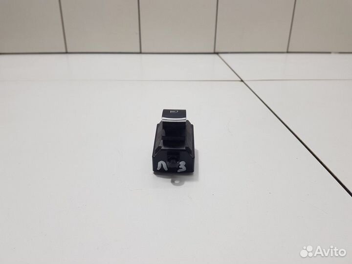 Кнопка стеклоподъемника задняя (Haval H6)