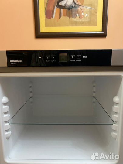 Холодильник двухкамерный liebherr