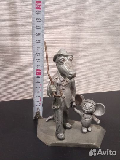 Крокодил Гена и Чебурашка статуэтка