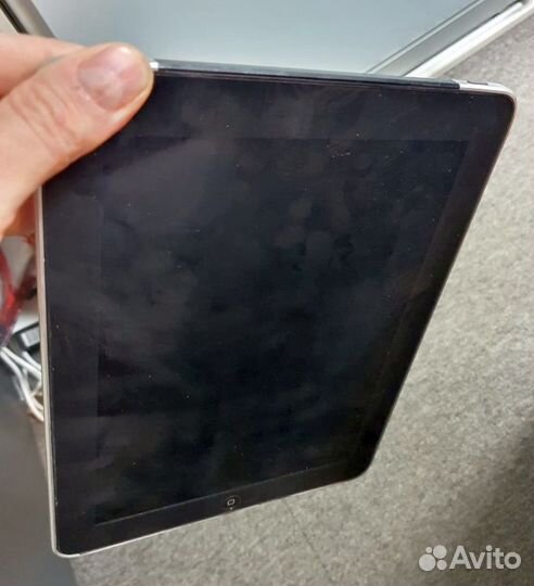 iPad 1 поколение модель A1337 wi-fi 3G на 32Gb