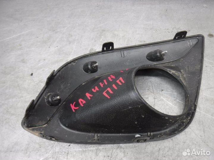 Накладка фары противотуманной передняя правая Лада
