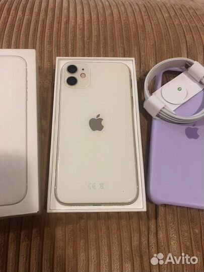 Телефон iPhone 11