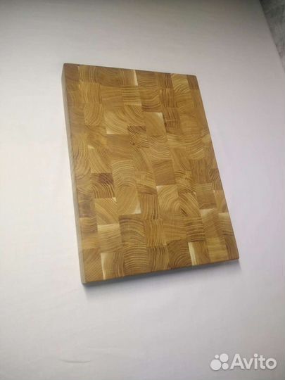 Торцевая разделочная доска из дуба 20х30х4см