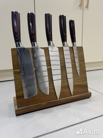 Набор кухонных ножей с подставкой