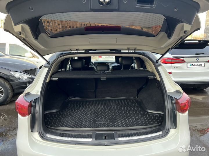 Infiniti FX35 3.5 AT, 2008, 250 000 км