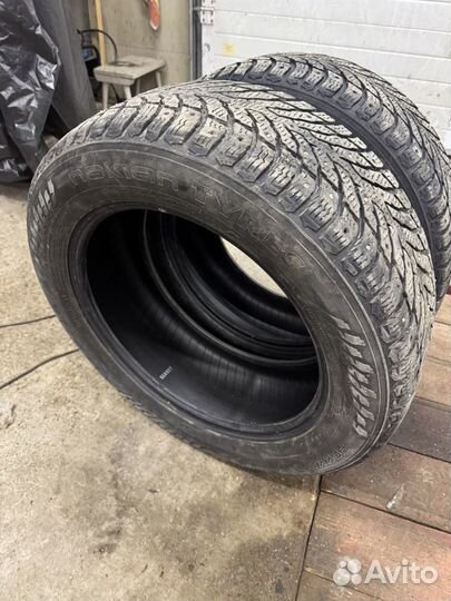 Nokian Tyres Hakkapeliitta 9 225/25 R17