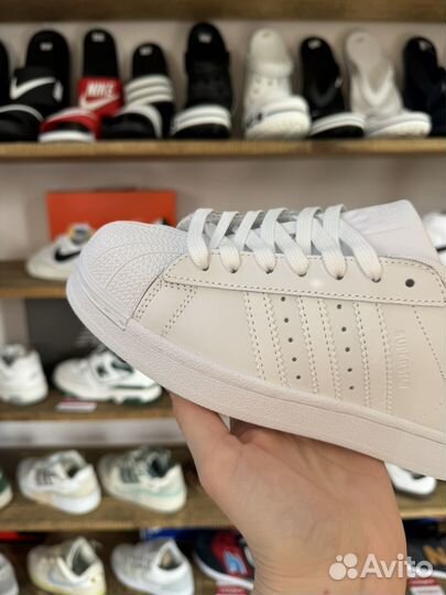 Кроссовки белые adidas originals superstar женские