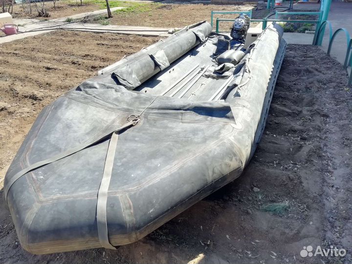 Комплект лодка с мотором