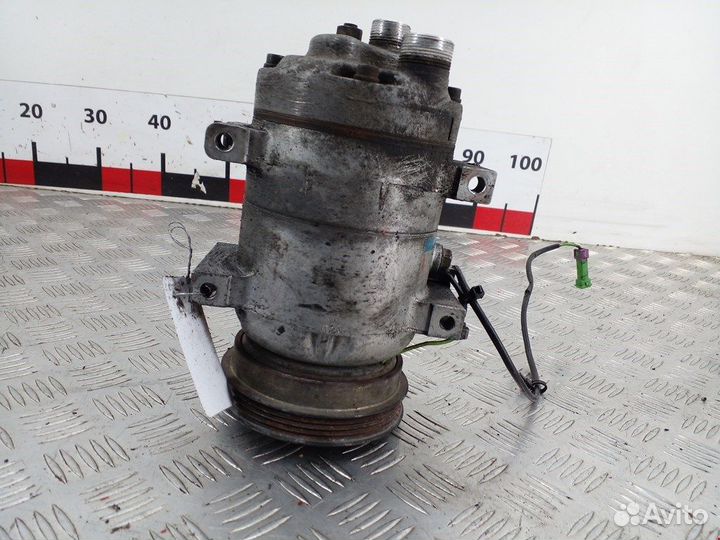 Компрессор кондиционера для Volkswagen Passat 5