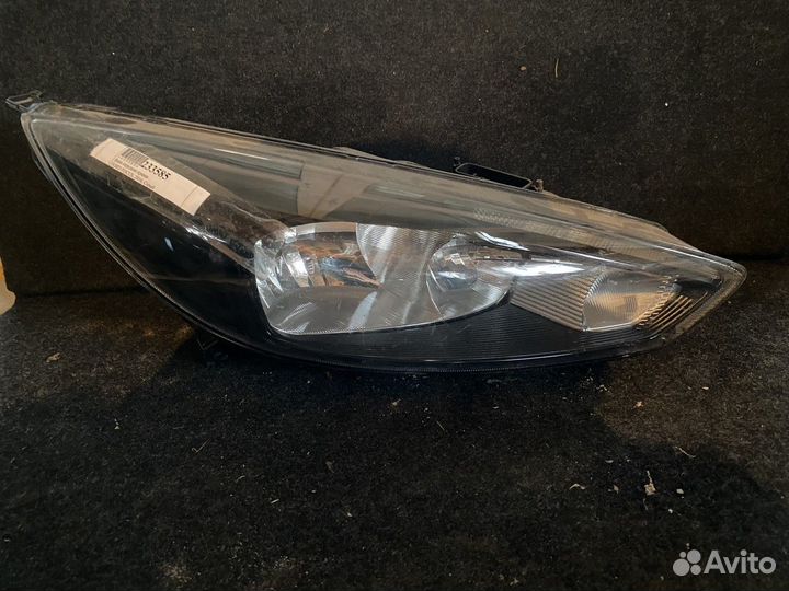 Фара передняя правая Фокус 3 Ford Focus