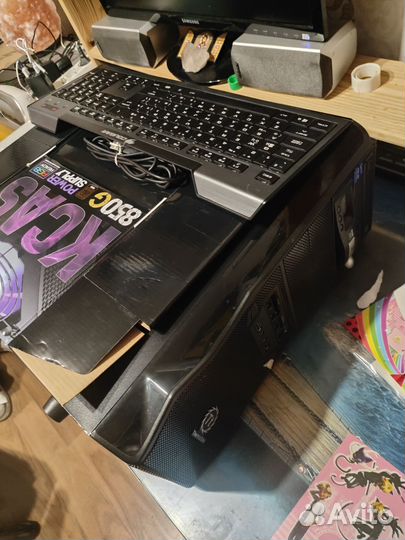 Игровая клавиатура корпус в подарок