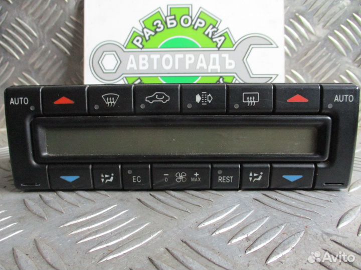 Блок управления климатом Mercedes Benz W210 3.2л