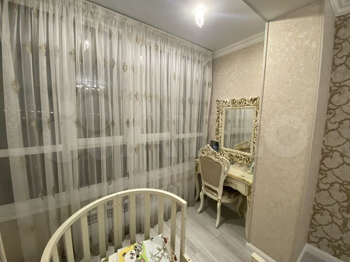 3-к. квартира, 94 м², 6/12 эт.