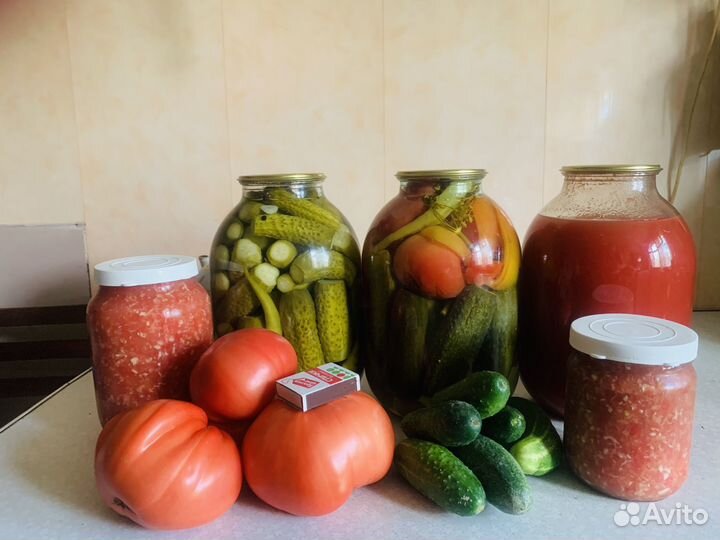 Аджика, икра кабачковая, помидоры,хреновина, сок