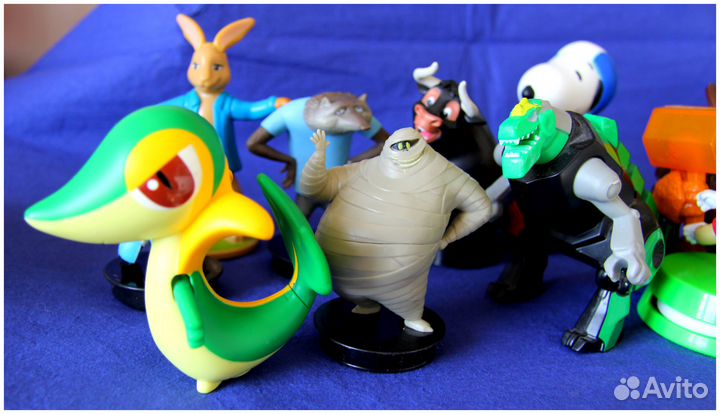 11 игрушек. Цена за все