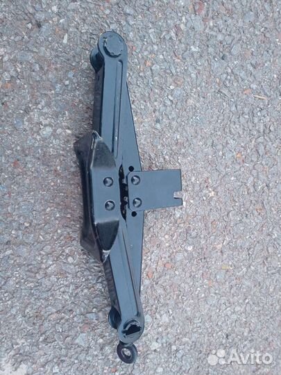 Домкрат Субару Аутбэк