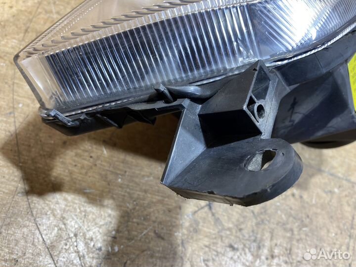 Фара передняя правая Opel Vectra B рест 142043