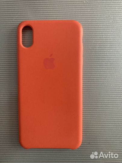 Чехлы на iPhone xs max, б/у
