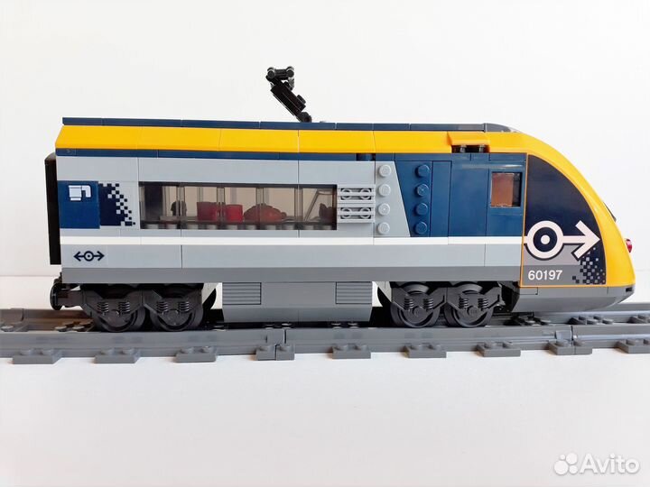 Lego конструктор железная дорога, поезд