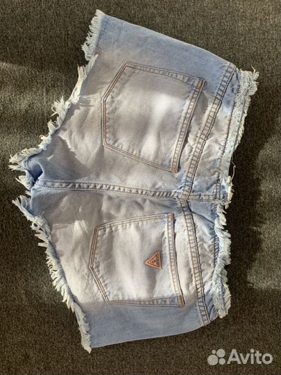 Джинсовые шорты