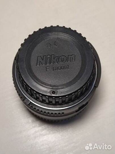 Объектив Nikon 50mm 1 8 D портретник