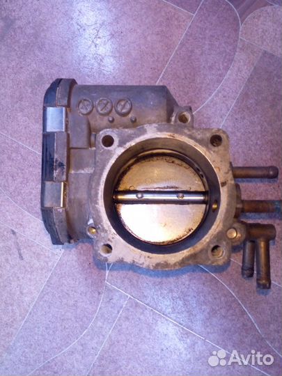 Заслонка дроссельная электрическая audi A6 2,4