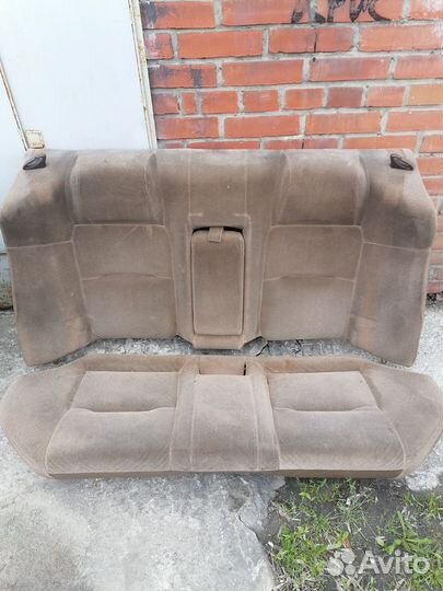 Продам комлект сидений Toyota Mark II 90 кузов