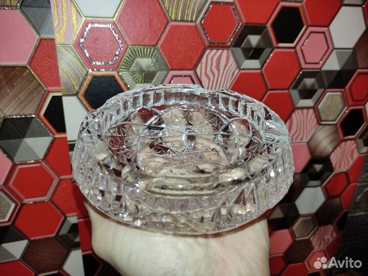 Хрустальная пепельница