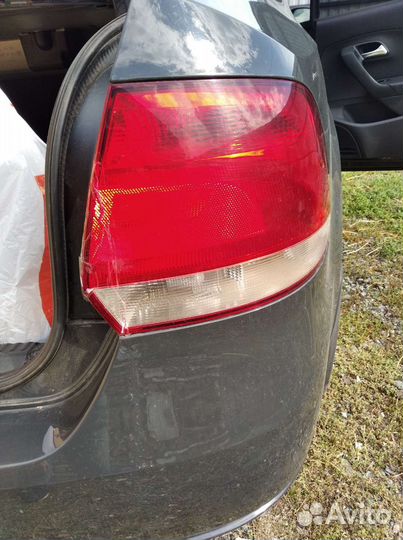 Фонарь задний правый Volkswagen Polo 5